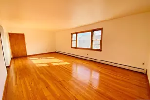 331 Capitol St, Saddle Brook Township, NJ 07663 - Photo 5