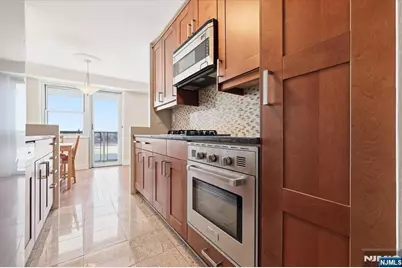 6600 Boulevard East 16B #16B, West New York, NJ 07093 - Photo 13