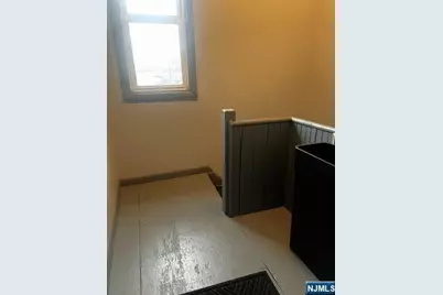 48 Dayton Street, Newark, NJ 07114 - Photo 9