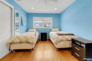 379 Wildrose Ave, Bergenfield, NJ 07621 - Photo 19