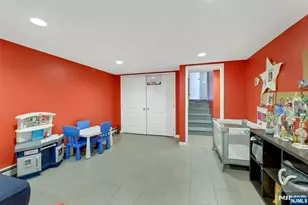 379 Wildrose Ave, Bergenfield, NJ 07621 - Photo 31