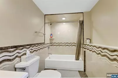 379 Wildrose Avenue, Bergenfield, NJ 07621 - Photo 39