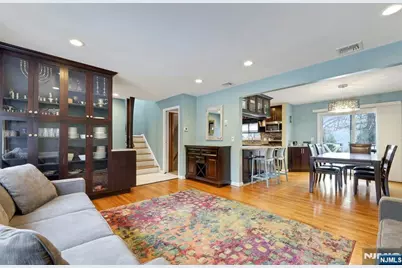 379 Wildrose Avenue, Bergenfield, NJ 07621 - Photo 13