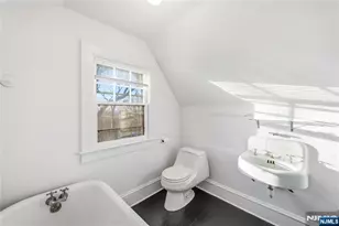 20 Paulin Blvd, Leonia, NJ 07605 - Photo 27