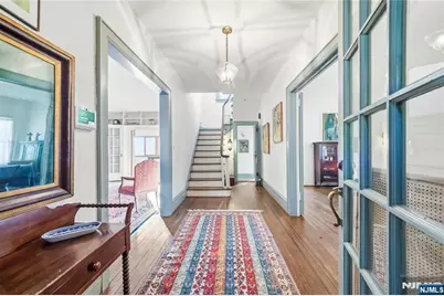 20 Paulin Boulevard, Leonia, NJ 07605 - Photo 3