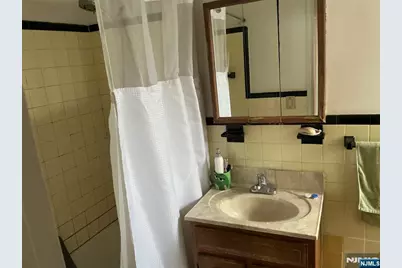 2195 N Central Road 3E #3E, Fort Lee, NJ 07024 - Photo 13