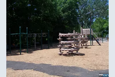 2195 N Central Road 3E #3E, Fort Lee, NJ 07024 - Photo 23