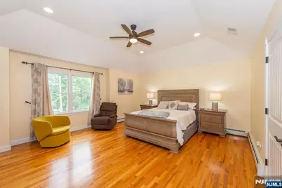 4 Kingsberry Avenue, Westwood, NJ 07675 - Photo 9
