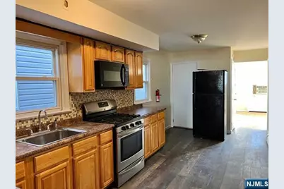 316 William Street, Harrison, NJ 07029 - Photo 3