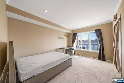402 Jefferson Court 402 #402, Edgewater, NJ 07020 - Photo 15