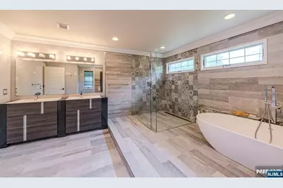 186 Hickory Lane, Closter, NJ 07624 - Photo 37