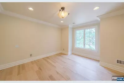 186 Hickory Lane, Closter, NJ 07624 - Photo 41