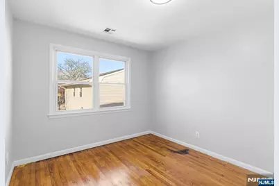 383-387 Broughton Avenue, Bloomfield, NJ 07003 - Photo 13