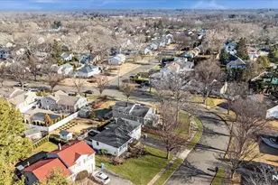 715 Bush Pl, Paramus, NJ 07652 - Photo 33