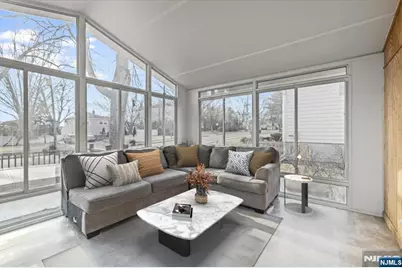 715 Bush Place, Paramus, NJ 07652 - Photo 21