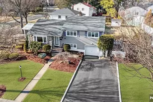 715 Bush Pl, Paramus, NJ 07652 - Photo 27