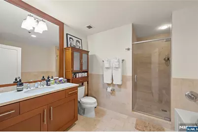 1125 Maxwell Lane 424 #424, Hoboken, NJ 07030 - Photo 15