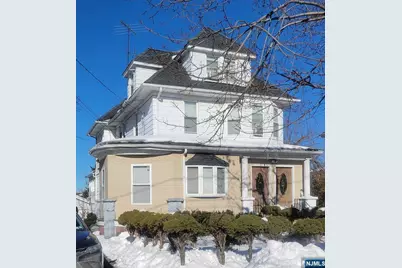 525 Hillside Avenue, Palisades Park, NJ 07650 - Photo 1