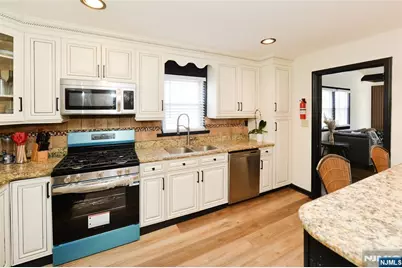 648 Spring Valley Road, Maywood, NJ 07607 - Photo 5