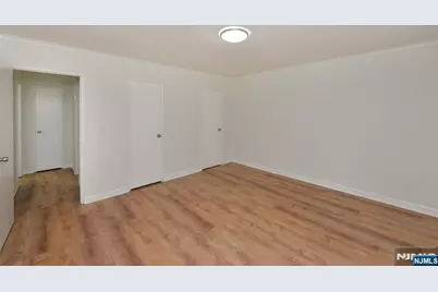 250 Oak H4 #H4, Ridgewood, NJ 07450 - Photo 9