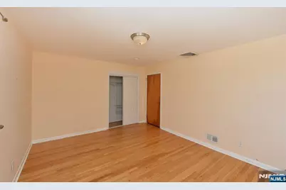 79 Grand Boulevard, Emerson, NJ 07630 - Photo 19