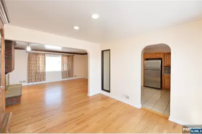 79 Grand Boulevard, Emerson, NJ 07630 - Photo 7