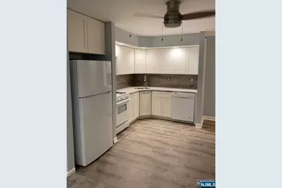 1417 Faulkner Court, Mahwah, NJ 07430 - Photo 3