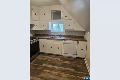 38 Ramapo Avenue, Pompton Lakes, NJ 07442 - Photo 11