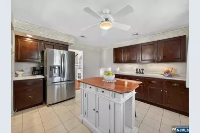 33 Sherwood Drive, Ramsey, NJ 07446 - Photo 7