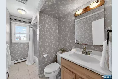 33 Sherwood Drive, Ramsey, NJ 07446 - Photo 13