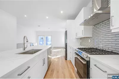 762 Williams Place A #A, Cliffside Park, NJ 07010 - Photo 11