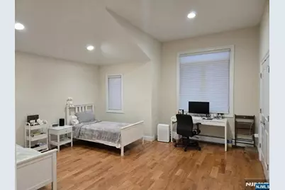 227B 5th B #B, Palisades Park, NJ 07650 - Photo 13