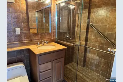 2 Horizon Road G-2 #G-2, Fort Lee, NJ 07024 - Photo 7