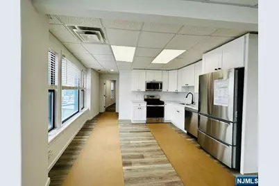 1 W Columbia Avenue 1 #1, Palisades Park, NJ 07650 - Photo 9