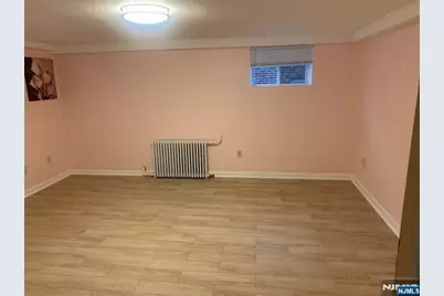 272 Day Avenue, Fairview, NJ 07022 - Photo 3