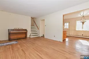 96 Grove St, Waldwick, NJ 07463 - Photo 7