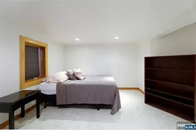 160 Pinewood Place, Teaneck Township, NJ 07666 - Photo 27