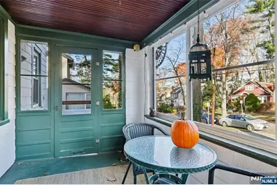 160 Pinewood Place, Teaneck Township, NJ 07666 - Photo 5