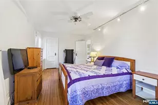 160 Pinewood Pl, Teaneck Township, NJ 07666 - Photo 19