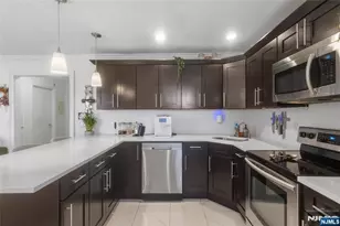 2 Radio Ave C12, Secaucus, NJ 07094 - Photo 3