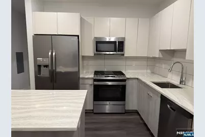 2301 Lemoine Avenue 604 #604, Fort Lee, NJ 07024 - Photo 3