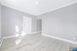 36 Cortland St, Newark, NJ 07105 - Photo 9