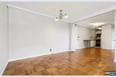 1450 Palisade Avenue 5J #5J, Fort Lee, NJ 07024 - Photo 11