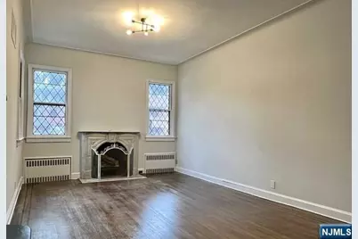 695 Palisade Avenue, Cliffside Park, NJ 07010 - Photo 5