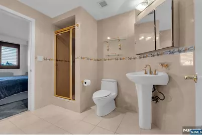 300 N Ocean Avenue 1C #1C, Long Branch, NJ 07740 - Photo 17