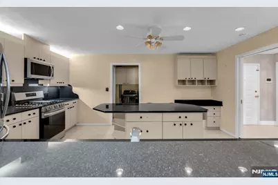 300 N Ocean Avenue 1C #1C, Long Branch, NJ 07740 - Photo 7