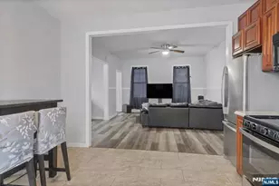 107 Huntington Terrace, Newark, NJ 07112 - Photo 9