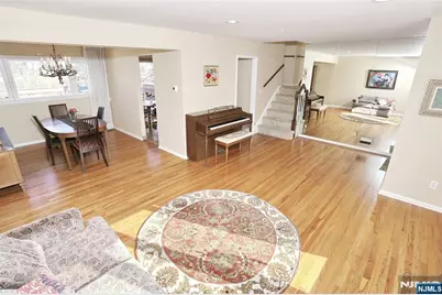 331 Webster Drive, New Milford, NJ 07646 - Photo 9