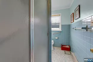 14-05 Plymouth Dr, Fair Lawn, NJ 07410 - Photo 17