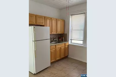 3 Mass Court 1F #1F, Passaic, NJ 07055 - Photo 3